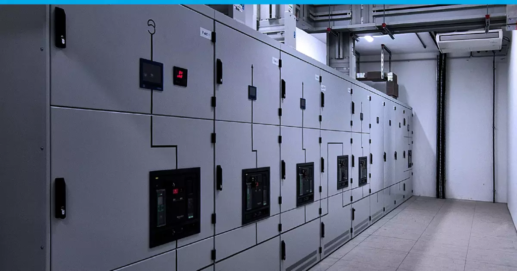 UPS Battery Systems Play a Key Role in Power Distribution Centers